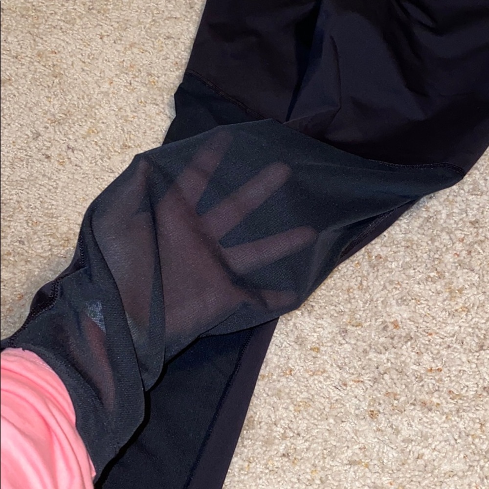 Nike Yoga Pants - Picture 7 of 7